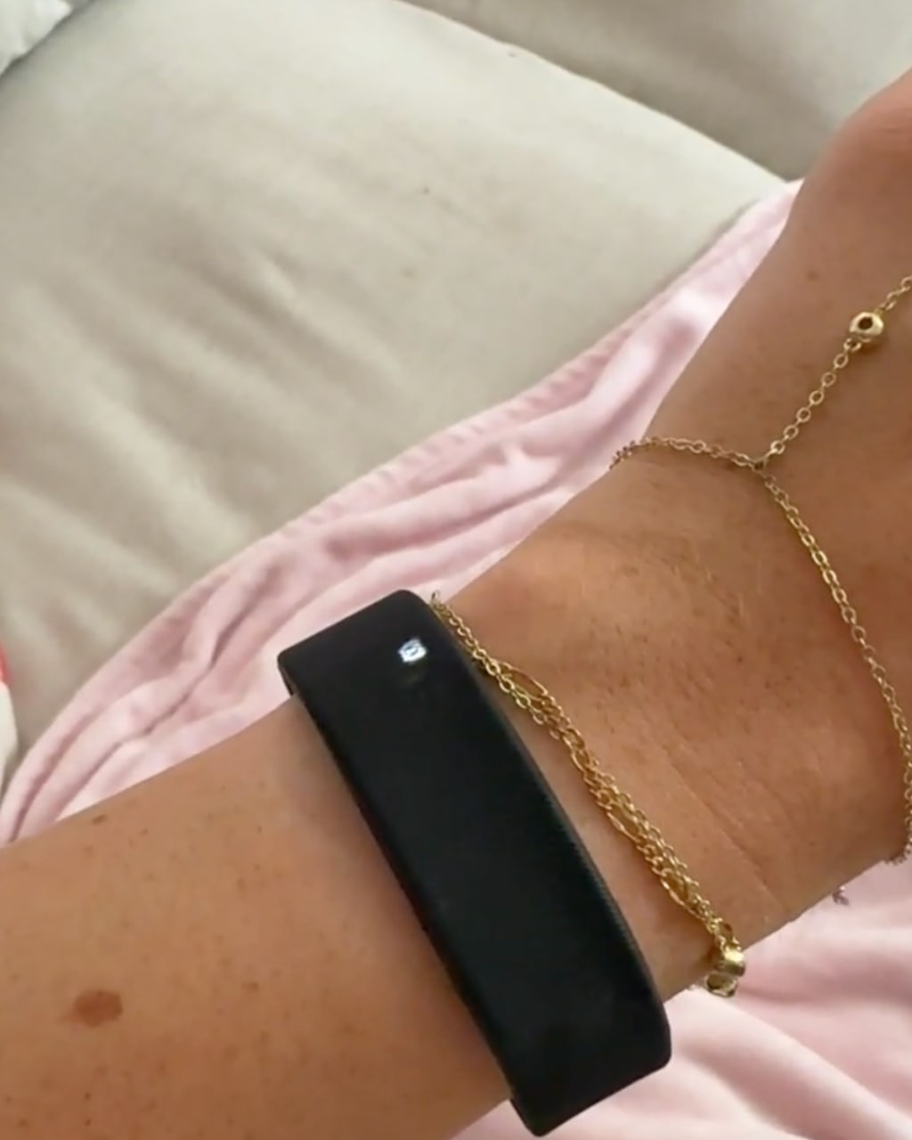 WristWake Pulse